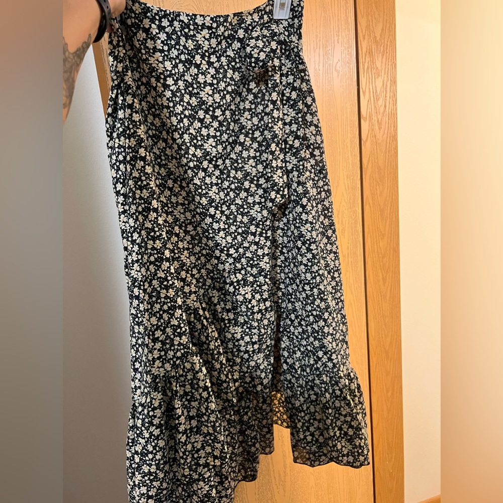Floral midi skirt
